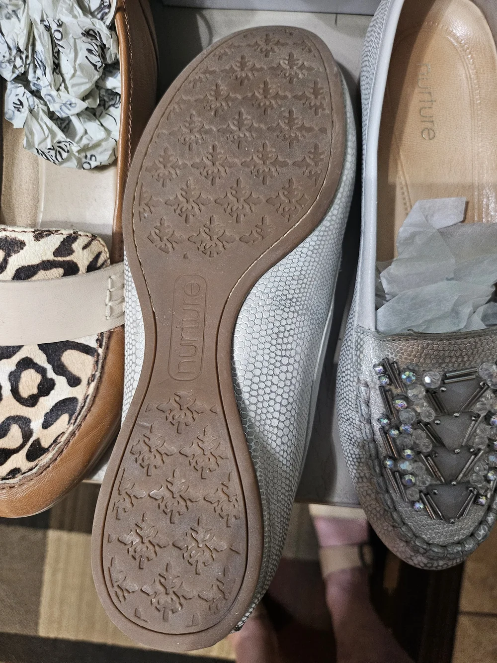 Nurture by Lamaze Silver Jeweled Slip-On Loafers Size 6.5 M